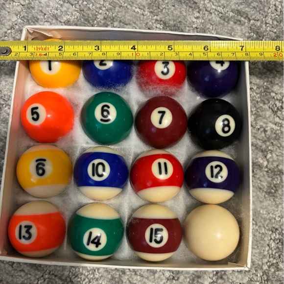 Gebhardt’s The Action 1-1/2" Miniature Pool Ball Set - Picture 3 of 4